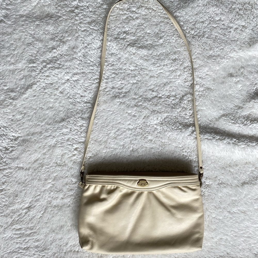 Vintage Etienne Aigner Leather Purse